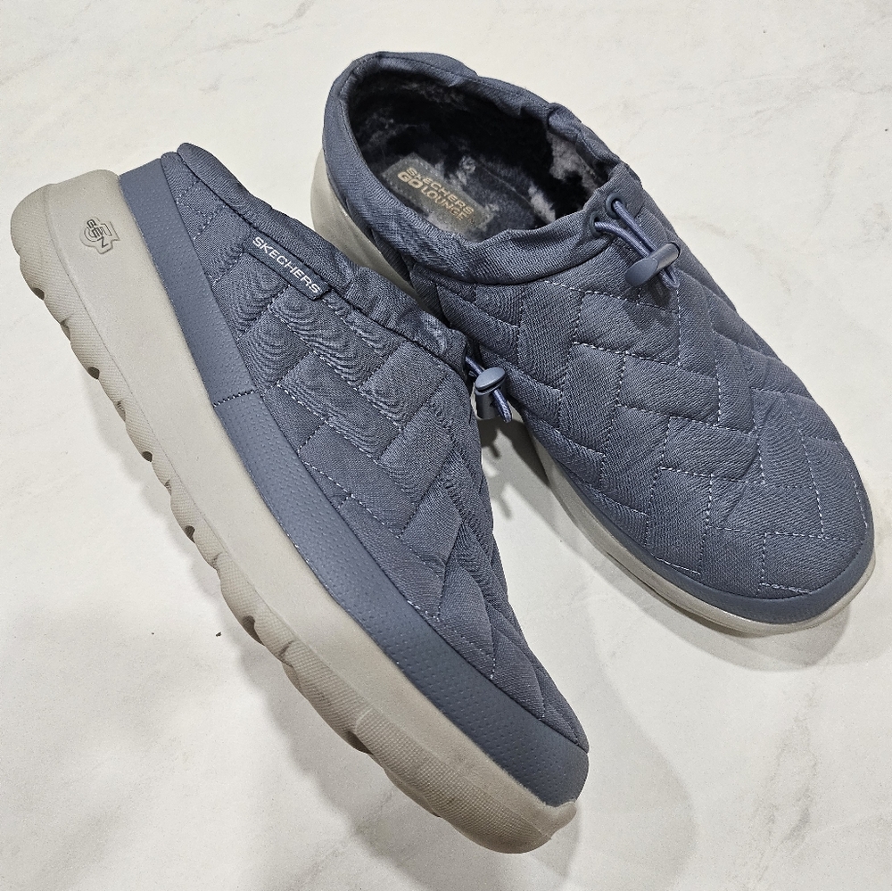 Skechers Women's On the go Joy Cozy Feels US 8.5